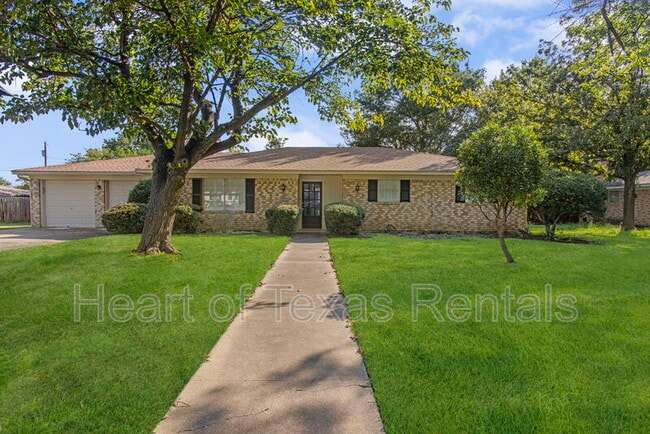 Primary Photo - 465 Cranbrook Dr