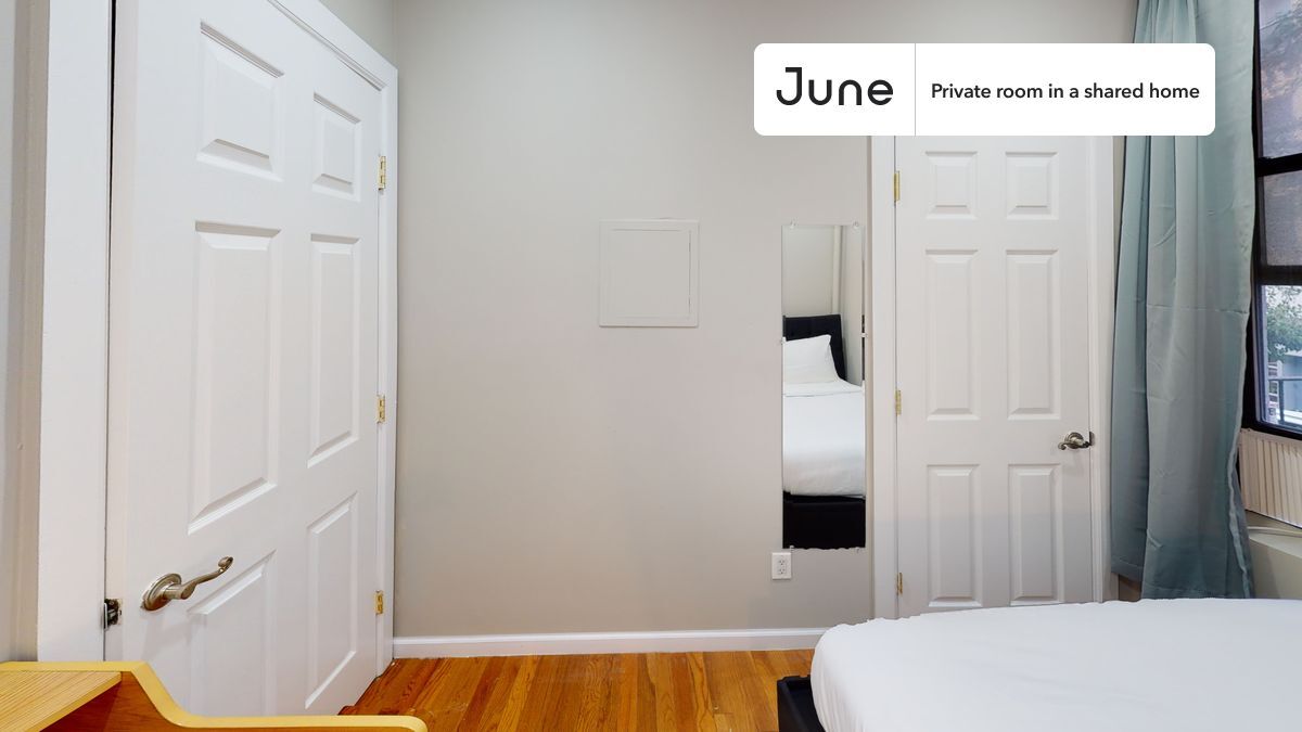 Building Photo - Room in Shared 3 bed/1 bath home in East Village