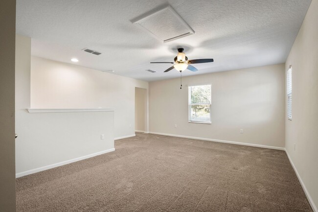 Building Photo - ***COMING SOON*** 4/3 with Bonus Room in C...