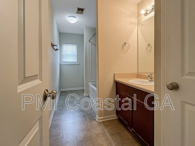 Building Photo - 145 Somersby Blvd