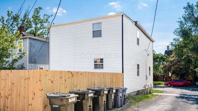 Building Photo - 150 N 22nd St