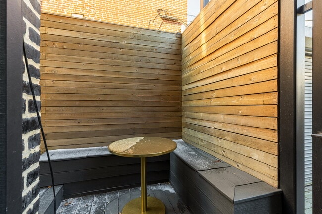 Building Photo - Modern Luxury in the Heart of Logan Circle