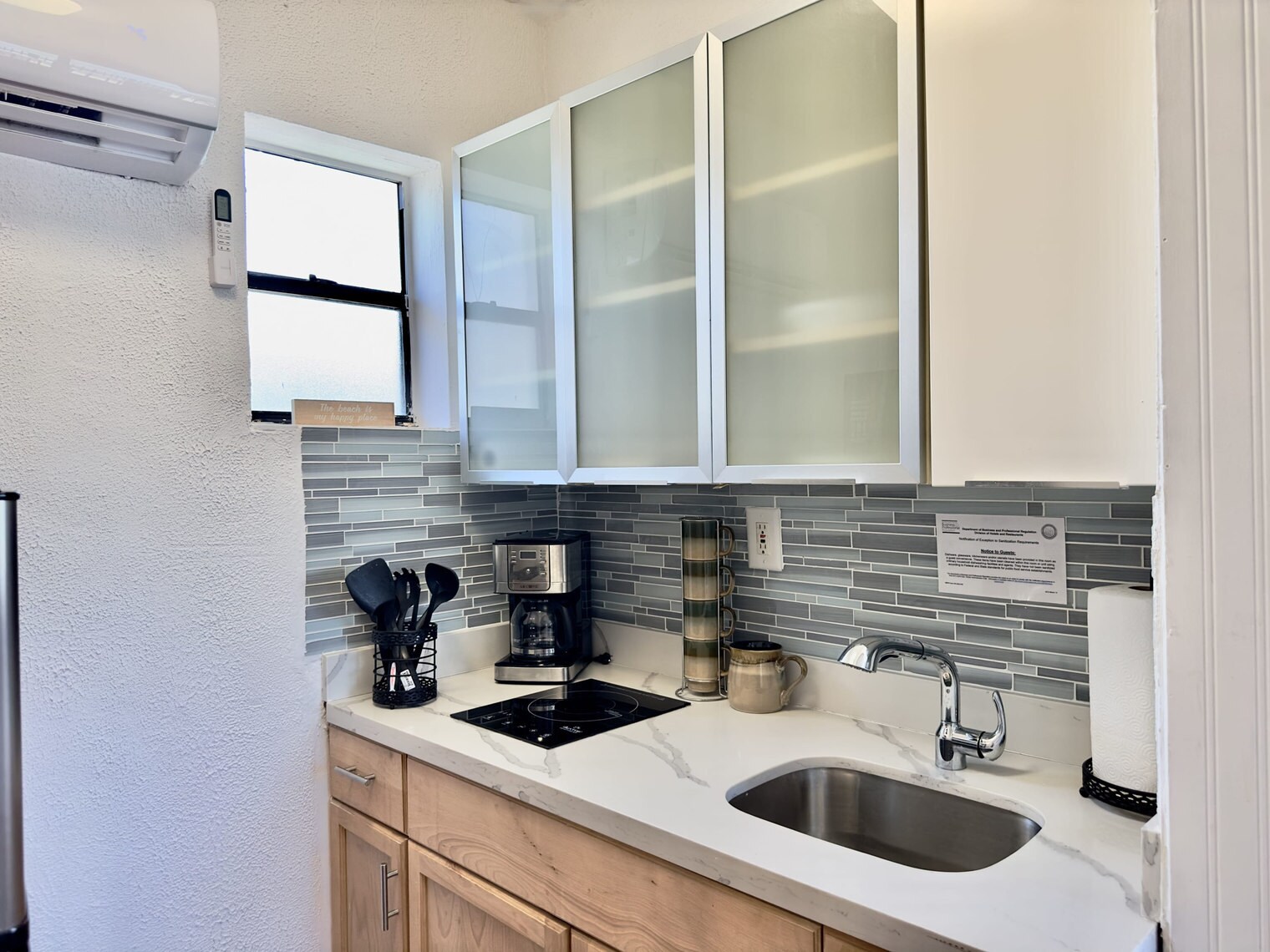 Building Photo - 104 Harding St