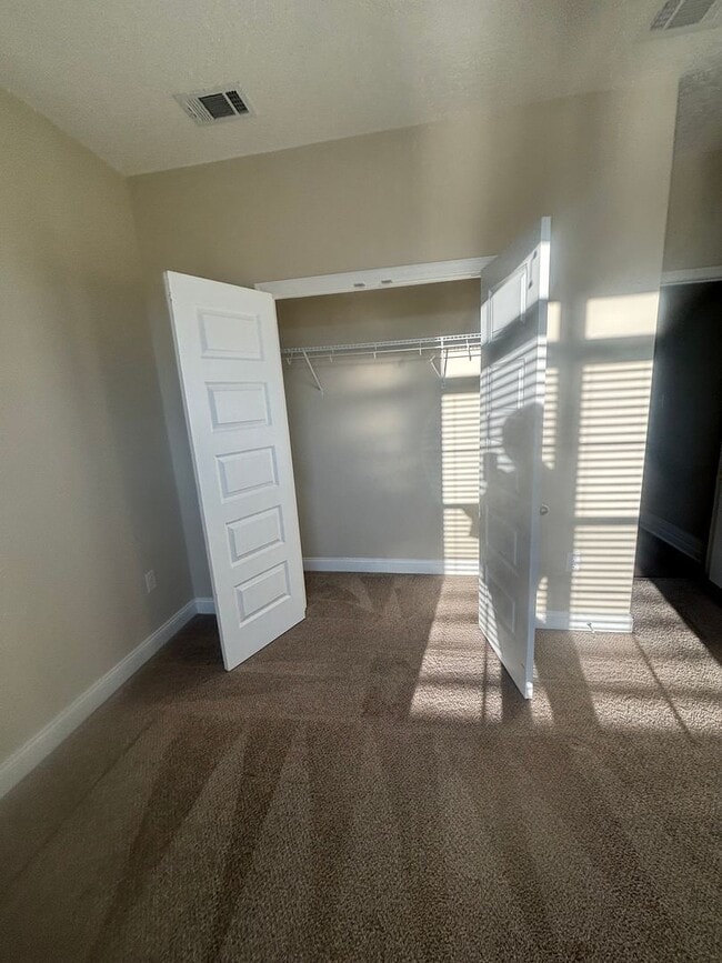 Building Photo - Home in Knights Landing