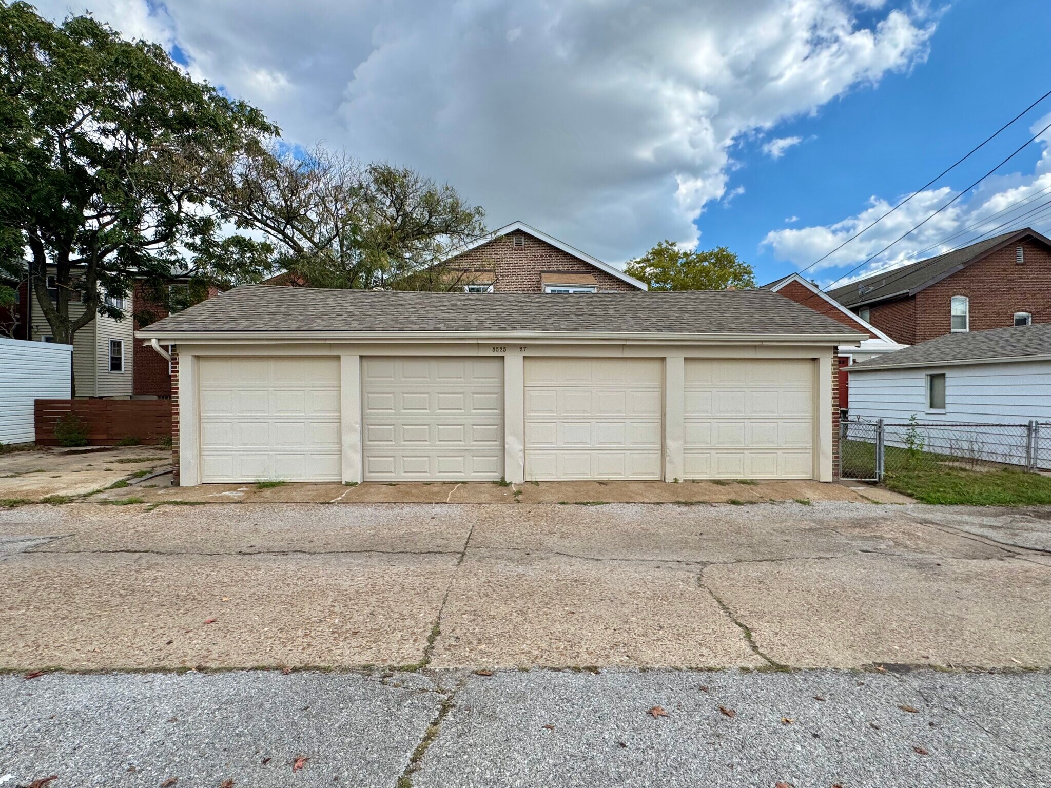 Building Photo - 3525-3527 Lawn Ave