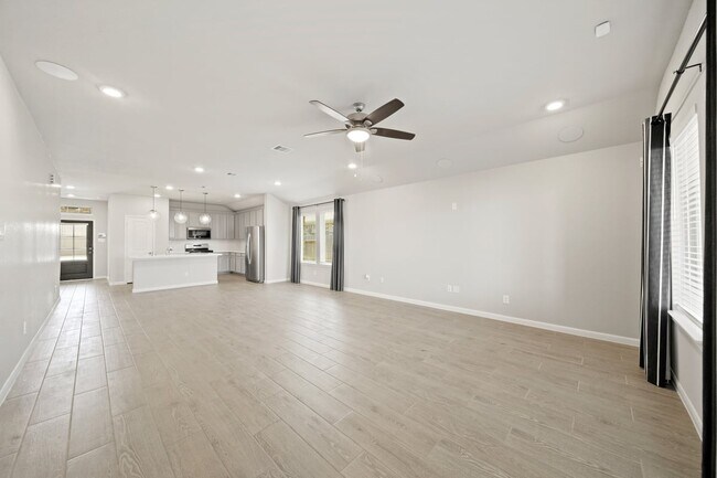 Building Photo - 2307 Gentle Breeze Ln