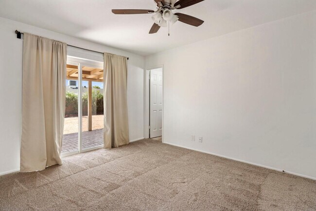 Building Photo - 8323 E Montecito Ave