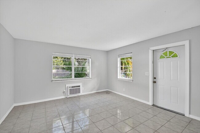 Building Photo - 216 Ocean Breeze