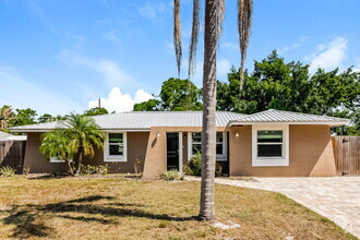 Building Photo - 5045 Silk Oak Dr