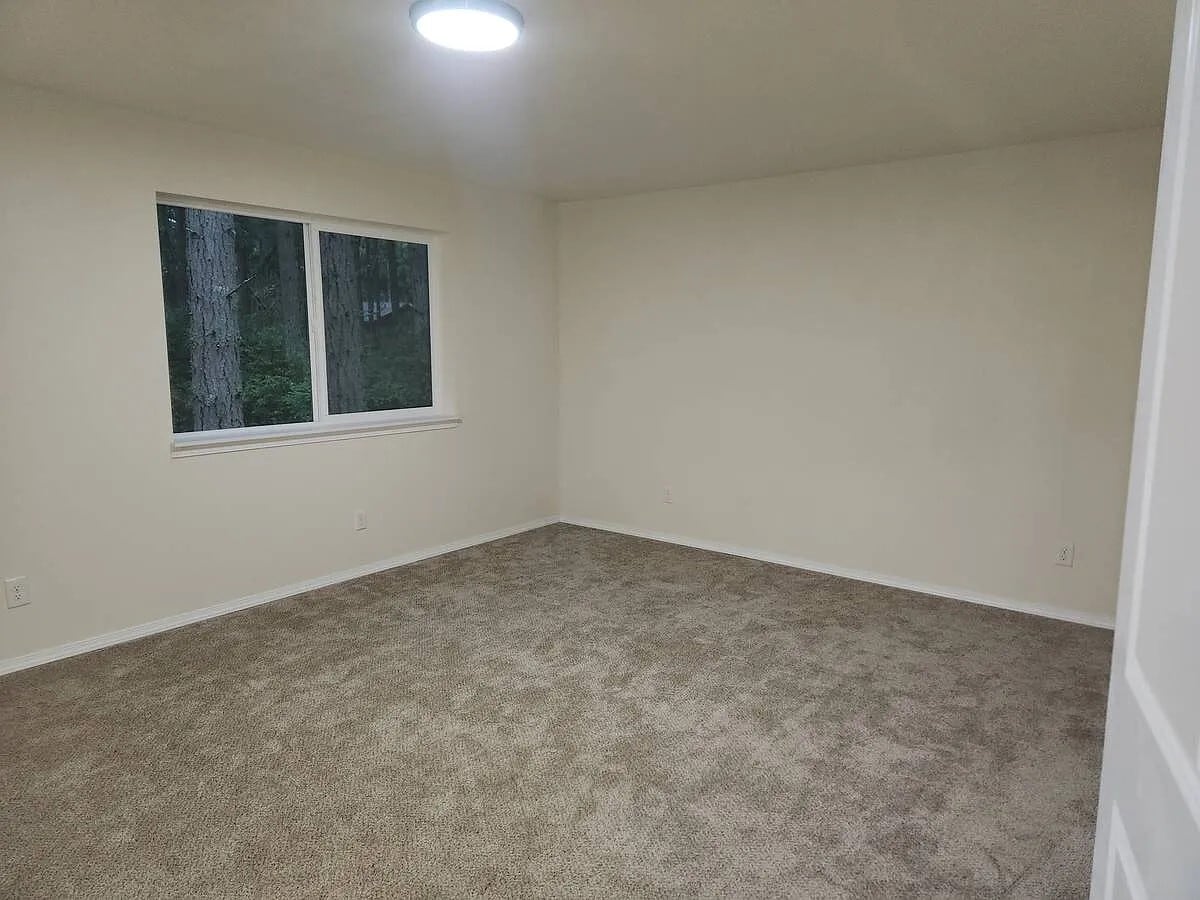 Building Photo - 10305 Eckenstam Johnson Rd