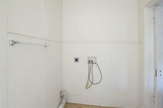 Building Photo - 1017 Collier St