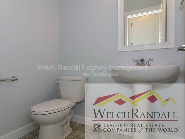 Building Photo - 1177 W Jackson Ave