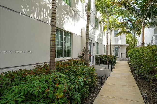 Building Photo - 1509 Pennsylvania Ave