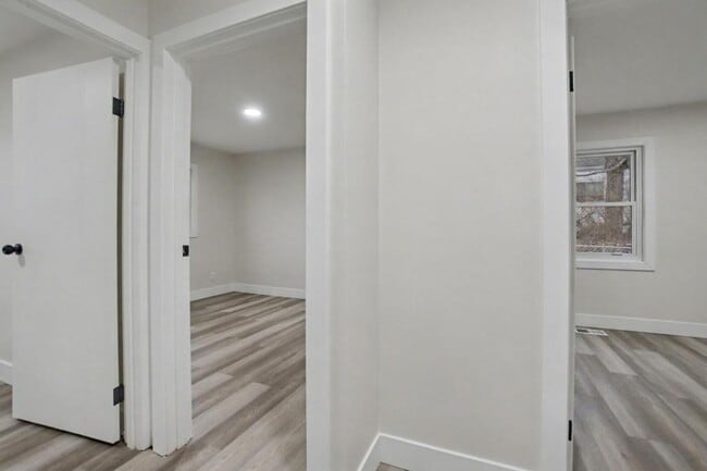 Building Photo - 4472 Curundu Ave