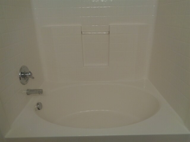 Building Photo - 970 Foxtail Dr