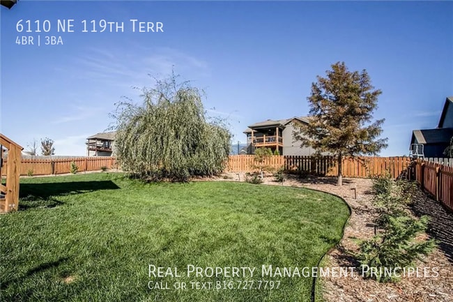 Building Photo - 6110 NE 119th Terrace