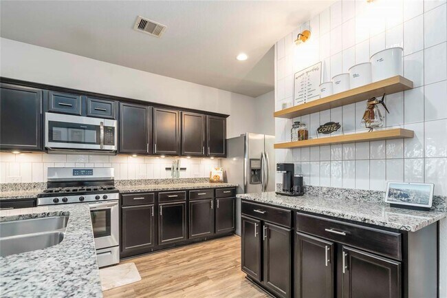 Building Photo - 18316 Timbermill Ln
