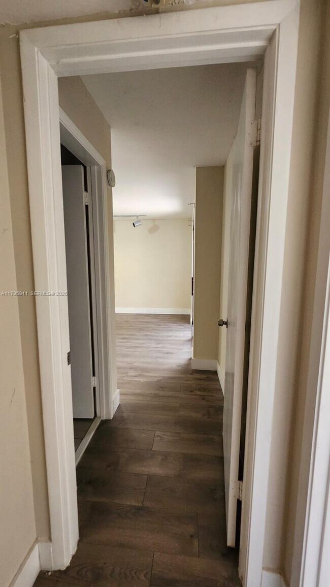 Building Photo - 14293 SW 94th Cir Ln