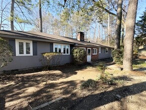 Building Photo - 4061 Lower Roswell Rd