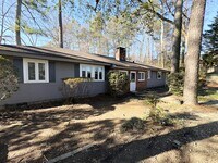 Building Photo - 4061 Lower Roswell Rd