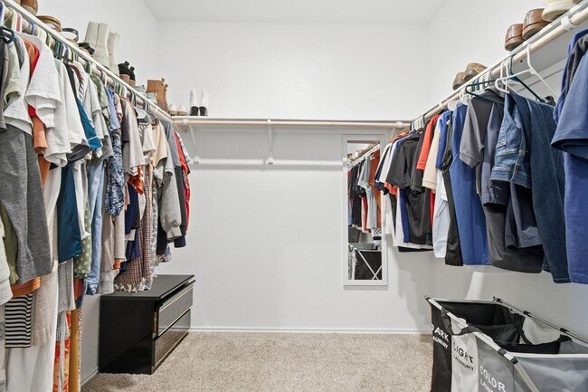 Building Photo - 1106 Cattail Ln