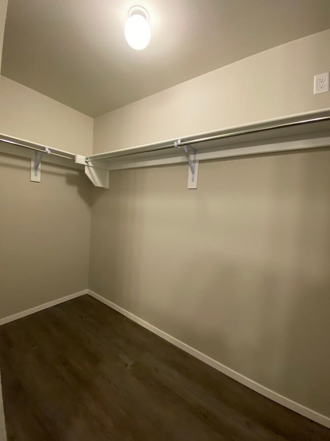 Building Photo - Don't Miss Out! Beautiful 3-Bedroom Duplex with Two-Car Garage & Lawn Care Included