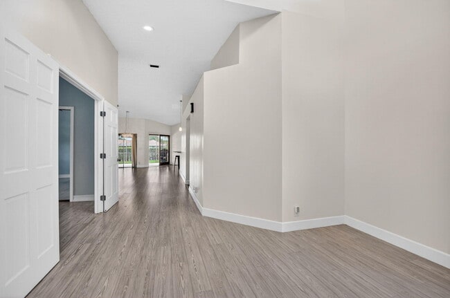 Building Photo - 22796 Marbella Cir