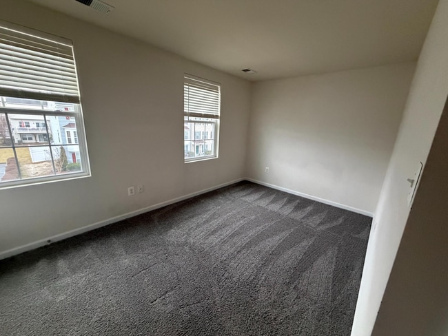 Building Photo - 20636 Albermarle Ln