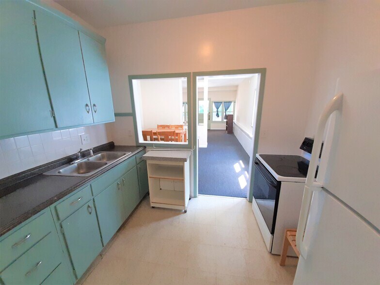 Building Photo - 416 Hudson St