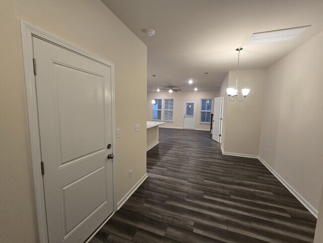 Building Photo - 4028 Beckton Trl