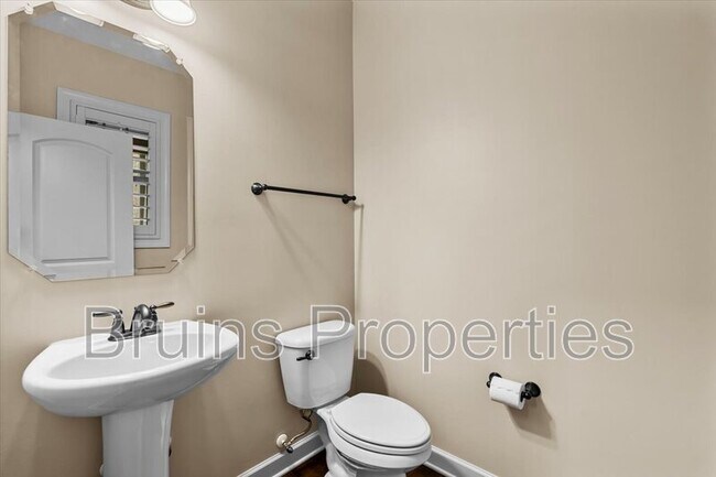 Building Photo - 6005 New Bailey Tr