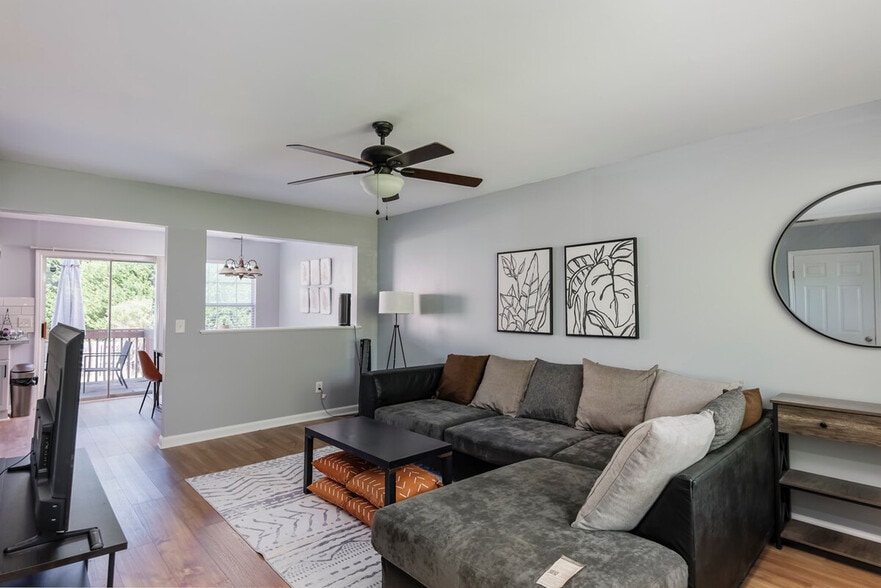 Building Photo - 425B6 Summit Terrace Ct