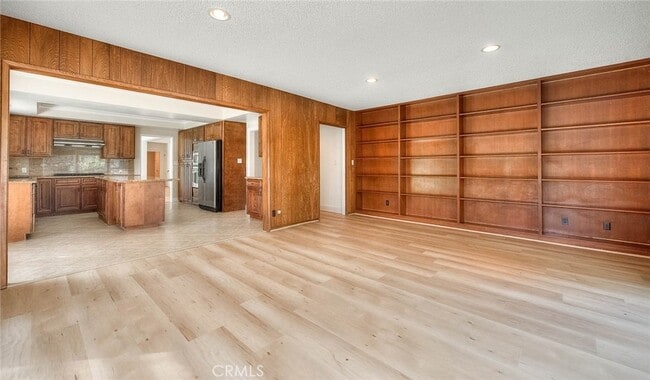 Building Photo - 16612 Park Ln Cir