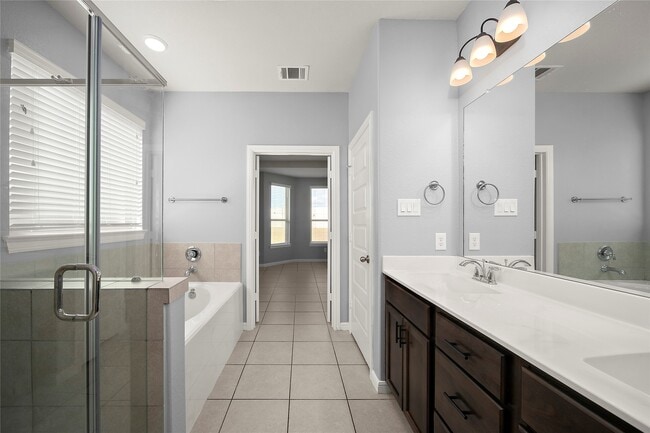 Building Photo - 4742 Tintagel Ln