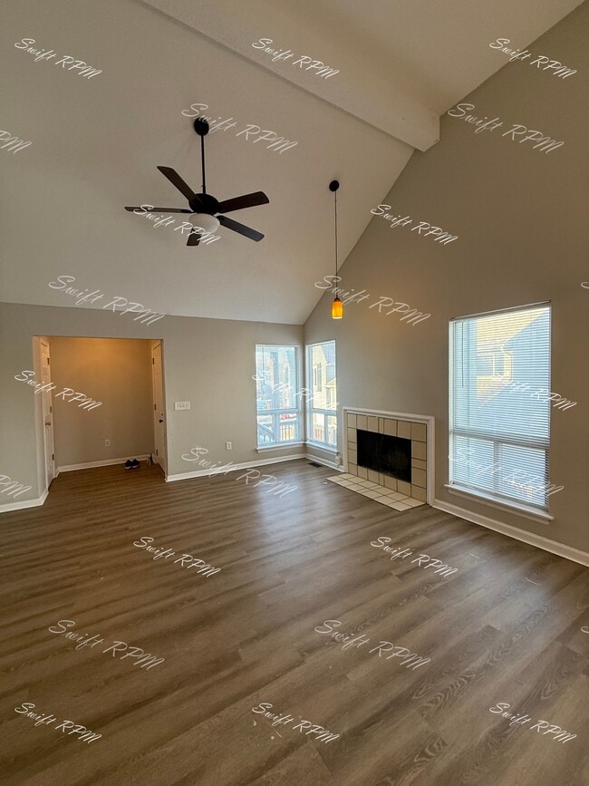 Building Photo - 8955 Hauser