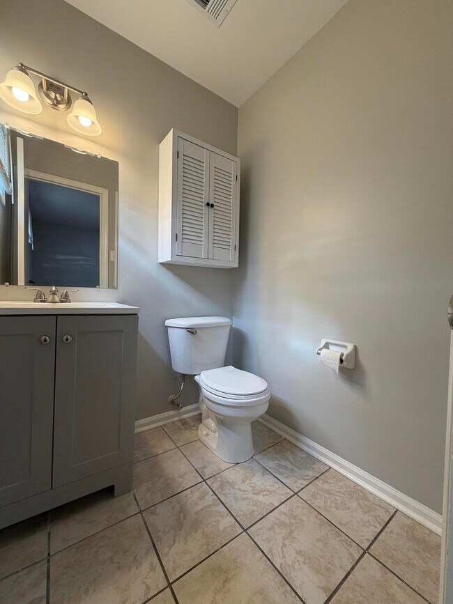 Building Photo - 321 Hightower Rd