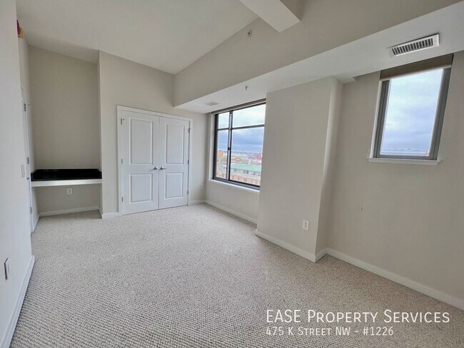 Building Photo - 475 K St NW