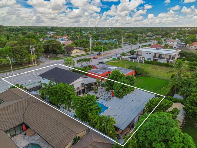 Building Photo - 8761 SW 56th St