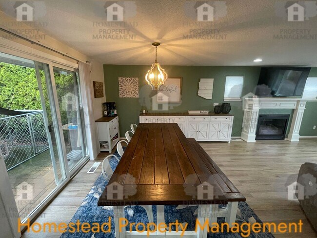 Building Photo - OUTSTANDING SOUTH SALEM LOCATION! HOME WITH A VIEW!