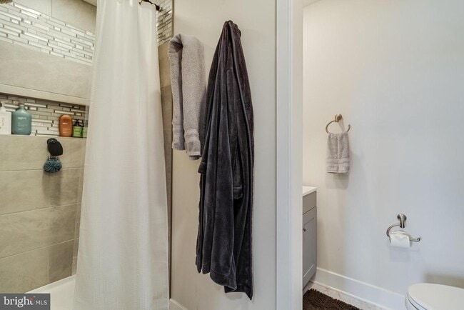 Building Photo - 5921 Kate Chopin Pl