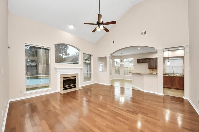 Building Photo - 4126 Midstream Dr