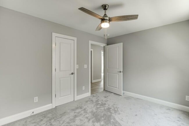 Building Photo - 1641 E Broad St