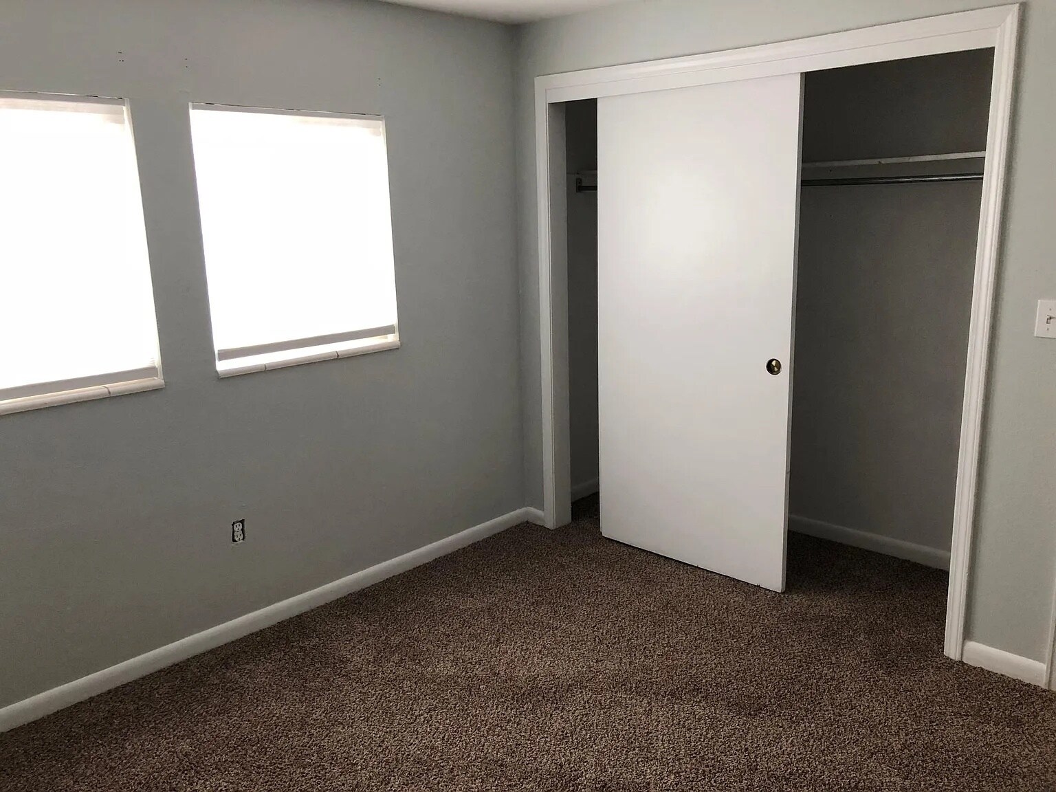 2nd bedroom - 594 Ingalls St