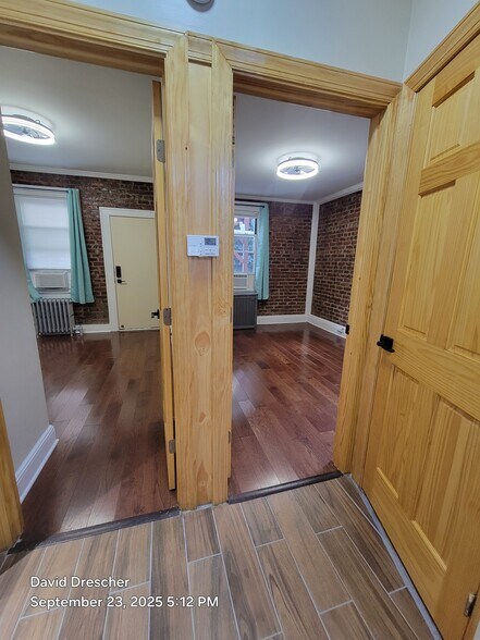 left and right bedroom - 28 Willowdale Ave