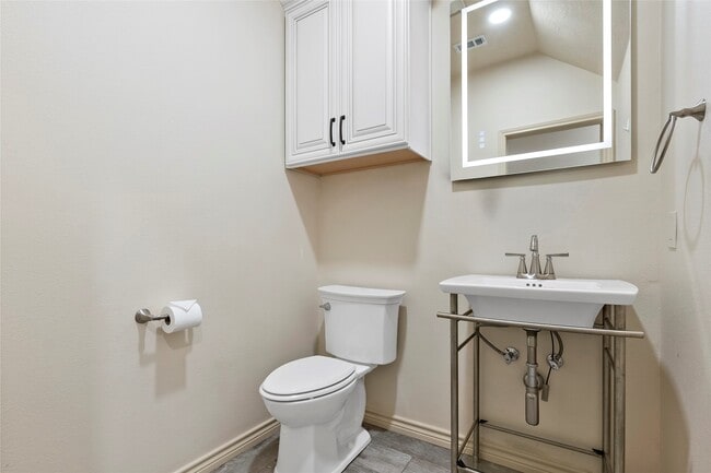 Building Photo - 1615 Culture Ln