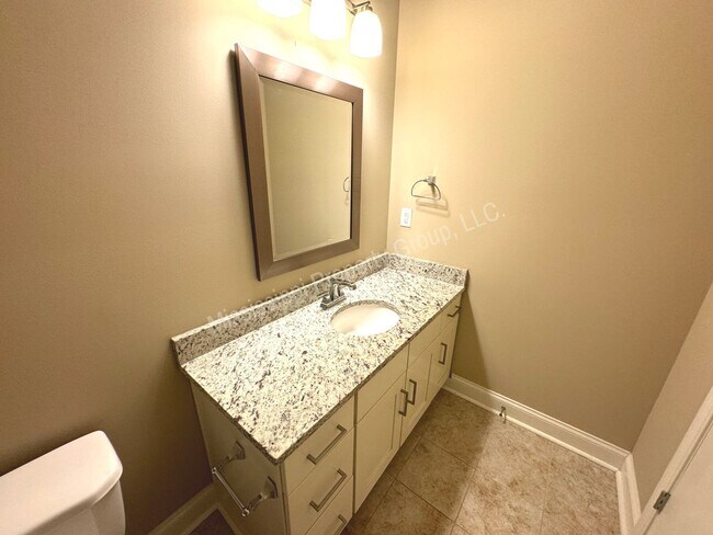 Building Photo - 3BR/3.5BA FURNISHED For Rent