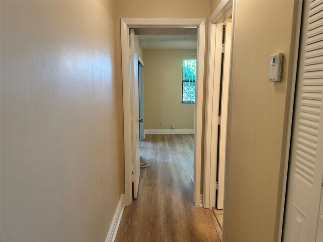 Building Photo - 5661 Riverside Dr