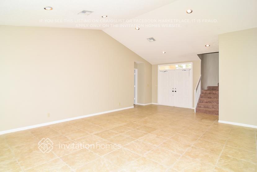 Building Photo - 5215 NW 51st Ct