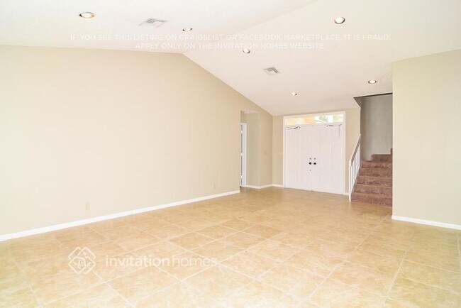 Building Photo - 5215 NW 51st Ct