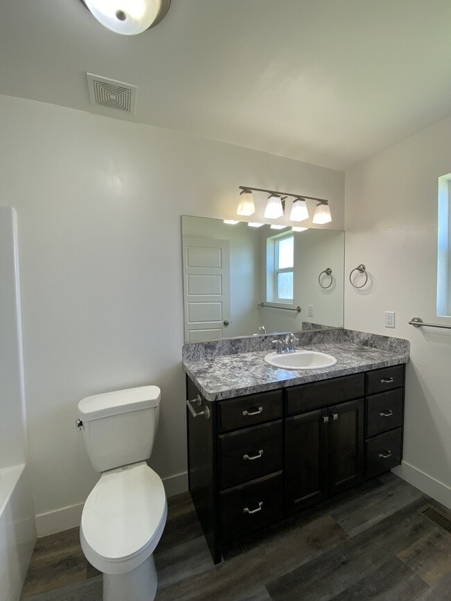 Building Photo - 3347 Kathaway Ln